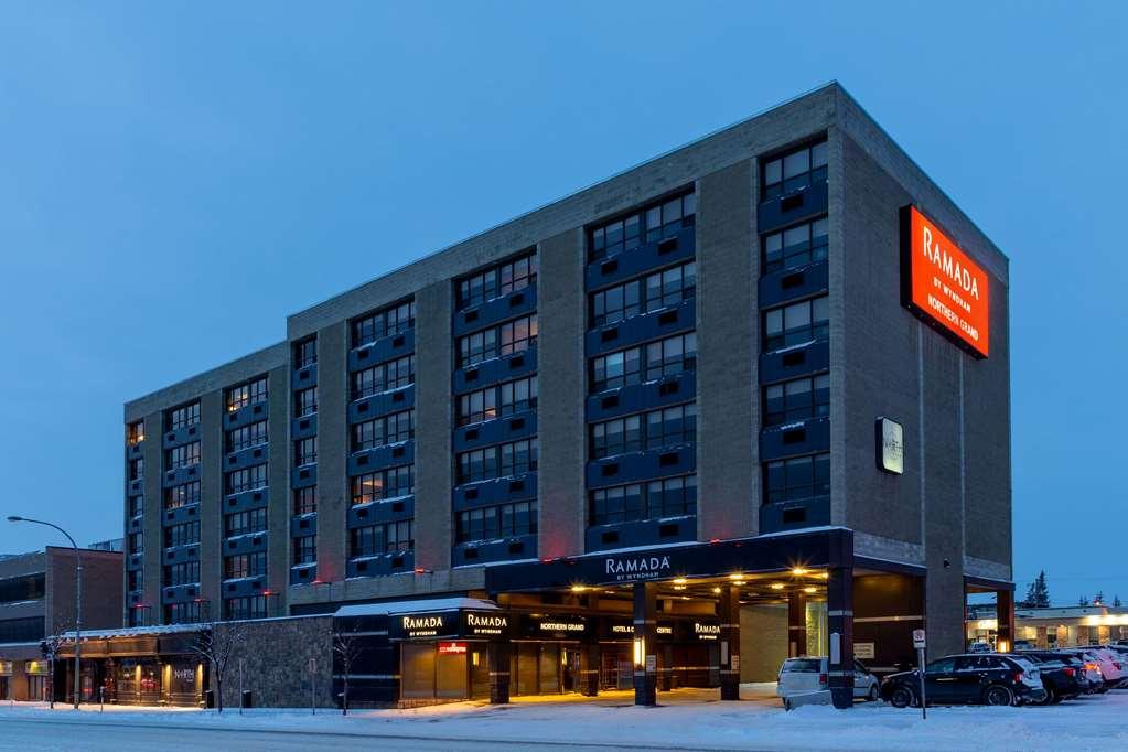Ramada By Wyndham Northern Grand Hotel & Conference Centre Fort St. John Eksteriør billede