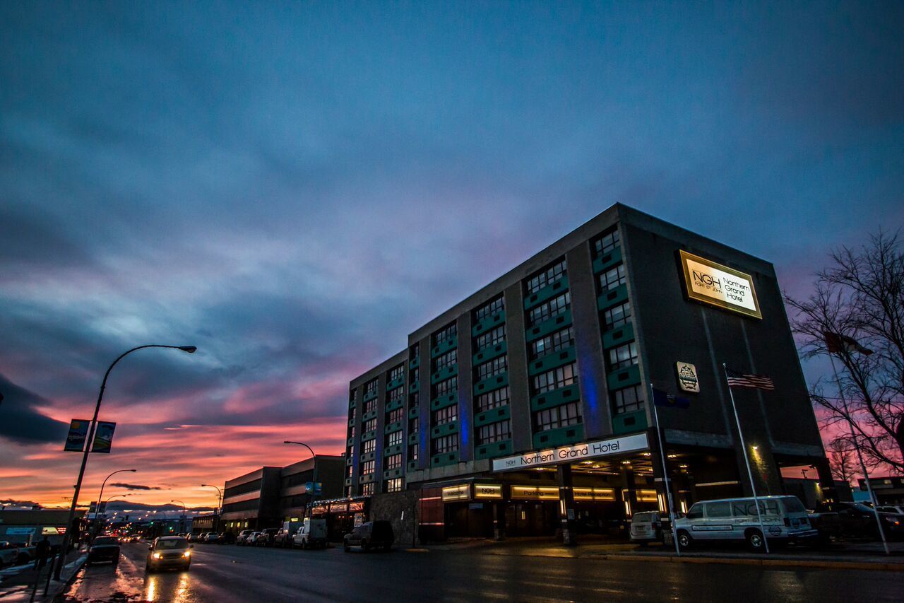 Ramada By Wyndham Northern Grand Hotel & Conference Centre Fort St. John Eksteriør billede